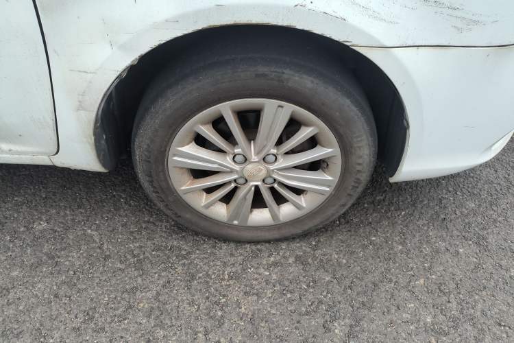 Used Geely Auto Diamond 2019 1.5L Manual Connect Sunroof Edition
