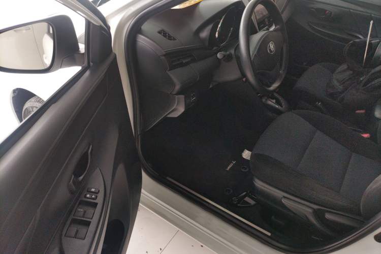 Used Toyota YARiS L Zhi Xuan 2019 1.5E CVT Dynamic Edition China VI compliant