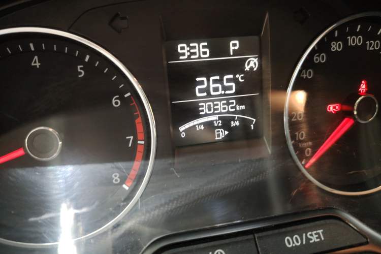 Used Volkswagen Polo 2018 1.5L Cross Polo Automatic