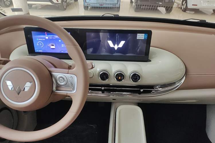 Used Wuling Bingo 2025 333 km Enjoyment Version Audio And AC Panel