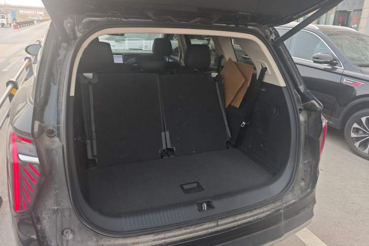 Used Hongqi HS7 PHEV 2024 2.0T PHEV Four-Wheel Drive Flagship Edition 7 Seats
