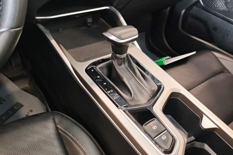 Used Geely Auto Emgrand 2022 4th Generation 1.5L CVT Luxury Model
