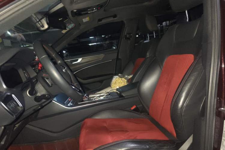 Used Audi A6L 2019 40 TFSI Luxury Dynamic Model
