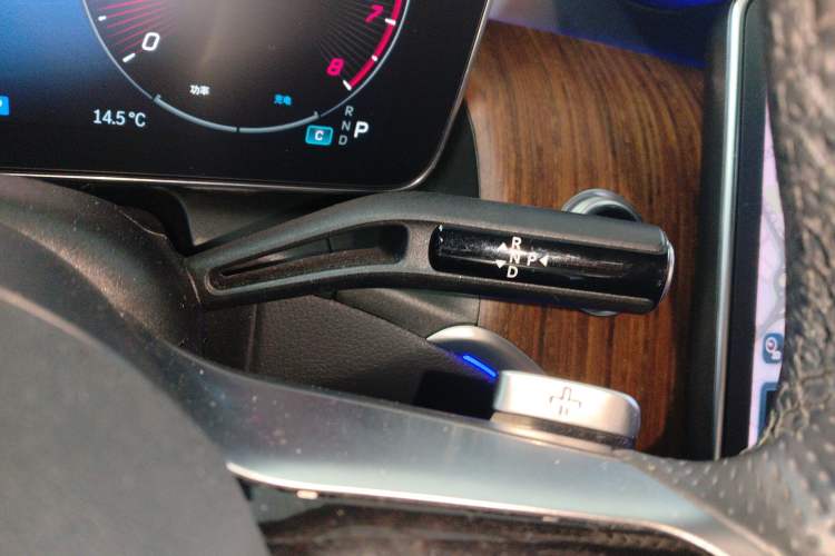 Used Mercedes-Benz GLC 2023 GLC 300 L 4MATIC Dynamic 7-Seater
