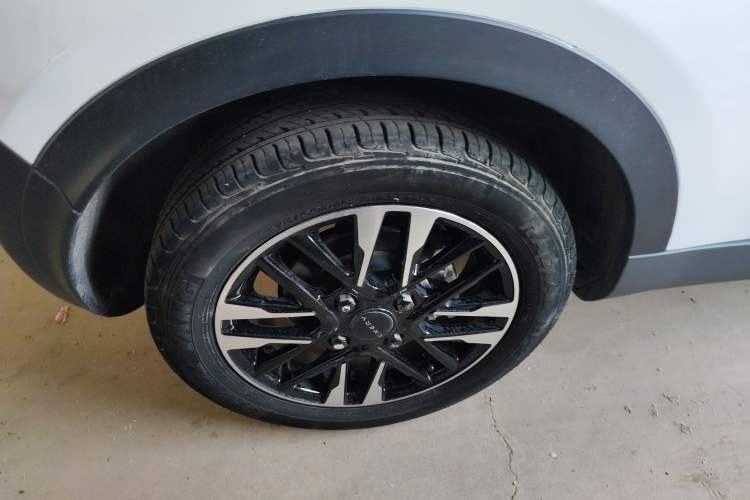 Used Chery New Energy Little Ant 2022 Revised Version Sweet Pink Edition Half-Sugar Version Lithium Iron Phosphate 30.7 kWh 30 kW 301 km Exterior 8