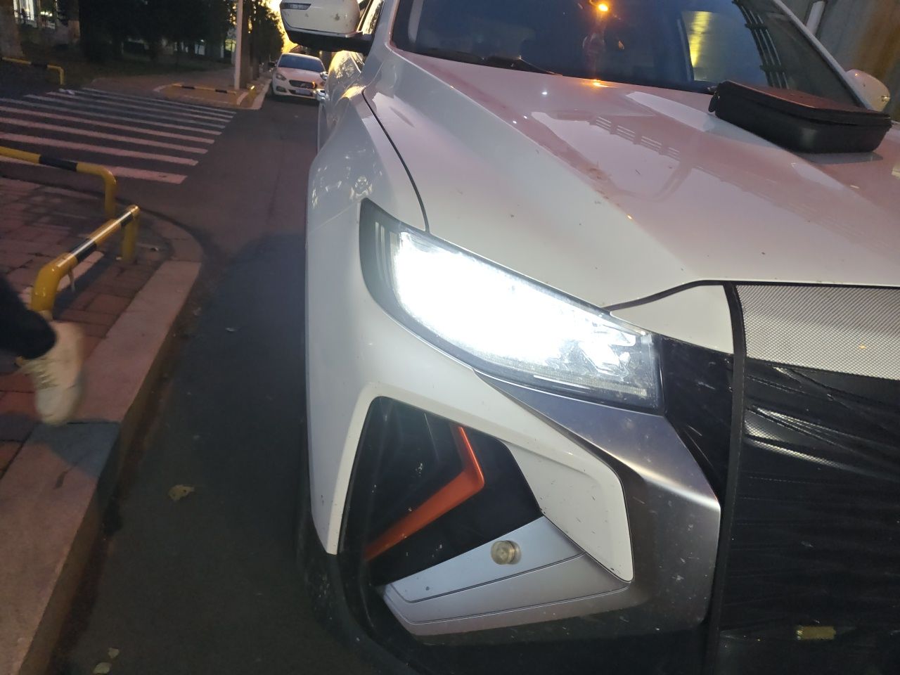Geely Auto Emgrand X7 Sport 2022 Boyue X 1.8TD DCT Smart Model — снимка 7