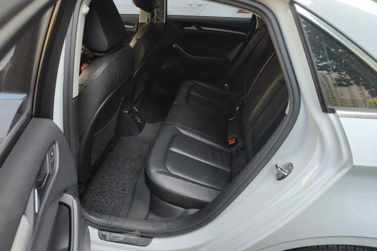 Used Audi A3 2015 Limousine 35 TFSI Millionth Anniversary Comfort Model
