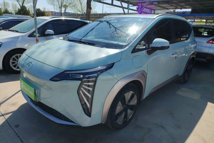 Used AION Y 2023 Younger