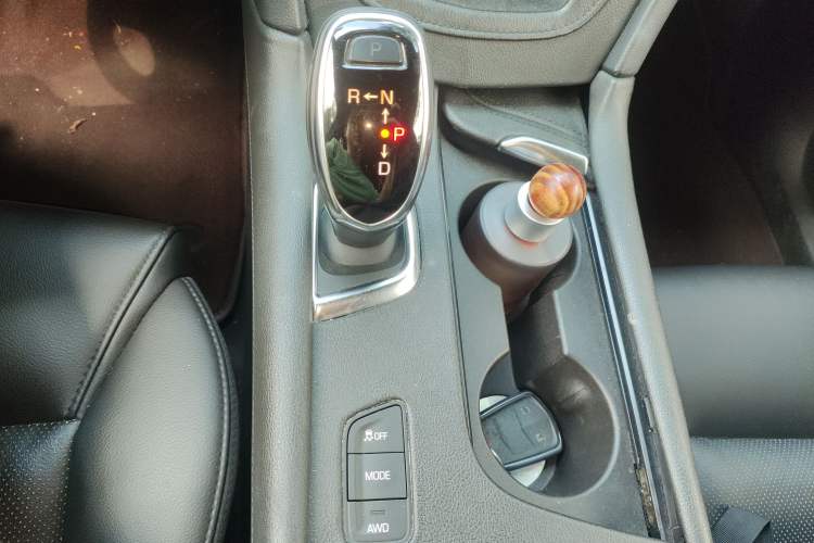 Used Cadillac XT5 2018 28E Four-Wheel Drive Tech Version