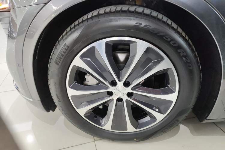 Used Hima Luxeed R7 2025 Range-Extended Version 251 km Max