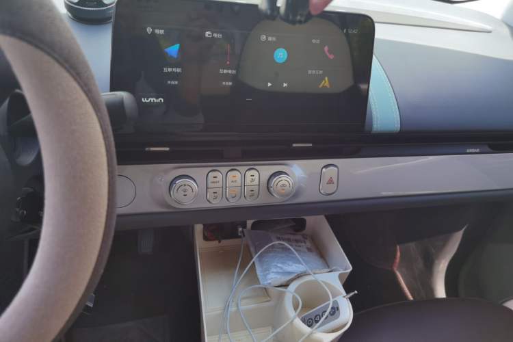 Used CHANGAN NEVO Lumin 2025 205 km Xiangqin Version
