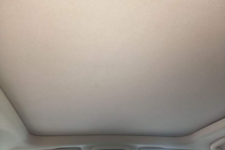 Used Cadillac XT5 2016 28T Four-Wheel Drive Luxury Model Headliner