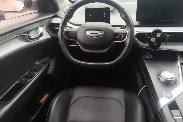 Used Geometry A 2024 410KM Travel Edition