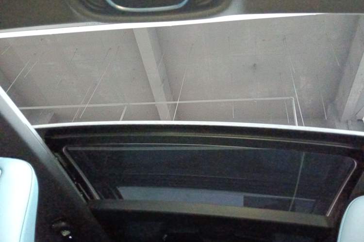 Used MG 7 2023 2.0T Automatic Hunter Luxury Edition Headliner