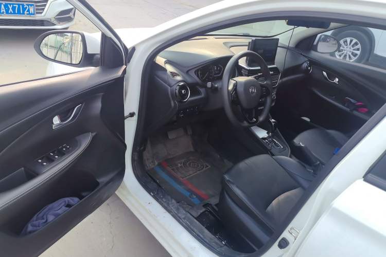 Used CHANGAN Alsvin 2019 1.5L DCT Comfort Model China VI Standard
