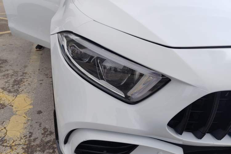 Used Mercedes-Benz CLS 2018 CLS 350 4MATIC Right Front Headlight