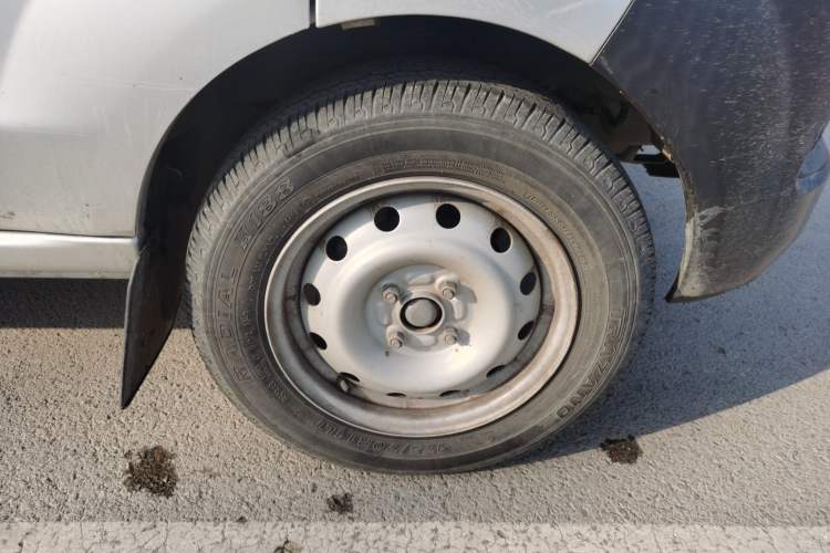 Used Jinbei Hiace X30 2021 1.5L Standard Version Air-Conditioner-Free Van China VI Emission Standard SWC15M