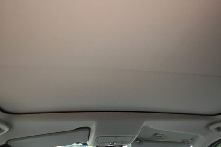 Used Land Rover Discovery Sport 2017 2.0T SE
