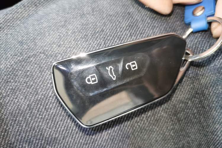 Used Volkswagen Lamando 2023 Lavida L 280TSI DSG Cool & Spicy Edition Vehicle Key