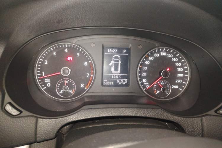 Used Volkswagen Sharan 2013 1.8TSI Standard Model Instrument Cluster