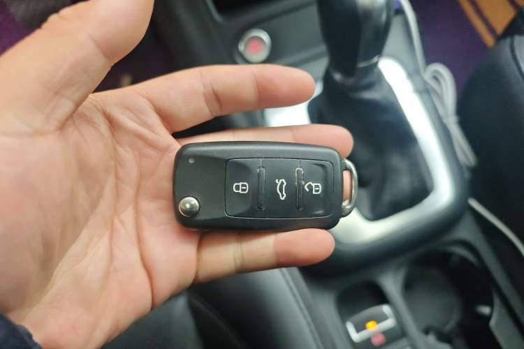 Used Volkswagen Tiguan 2016 300TSI Automatic Two-Wheel Drive Luxury Edition Vehicle Key