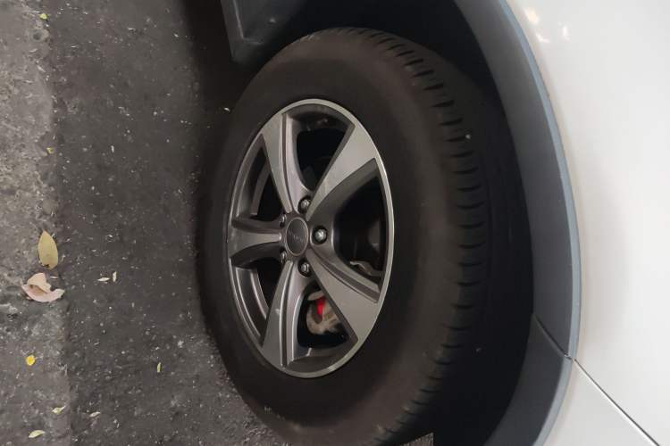 Used Haval H6 2015 Upgraded Model 1.5T Manual Two-Wheel Drive Prestige Version
