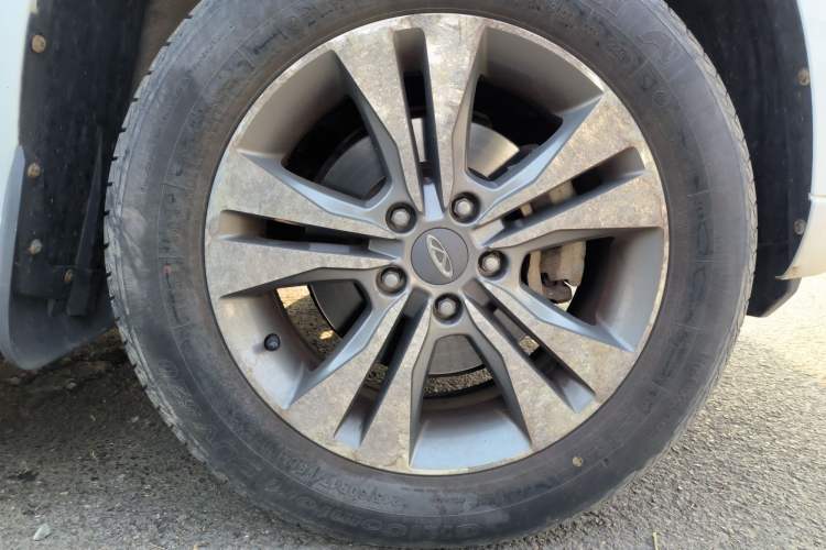 Used Chery Tiggo 3 2015 1.6L Manual Zhishang Sport Edition
