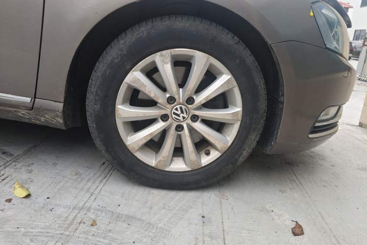 Used Volkswagen Magotan 2012 Revised 1.8TSI Luxury Version
