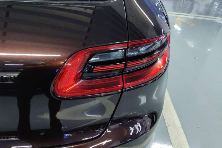 Used Porsche Macan 2017 Macan 2.0T