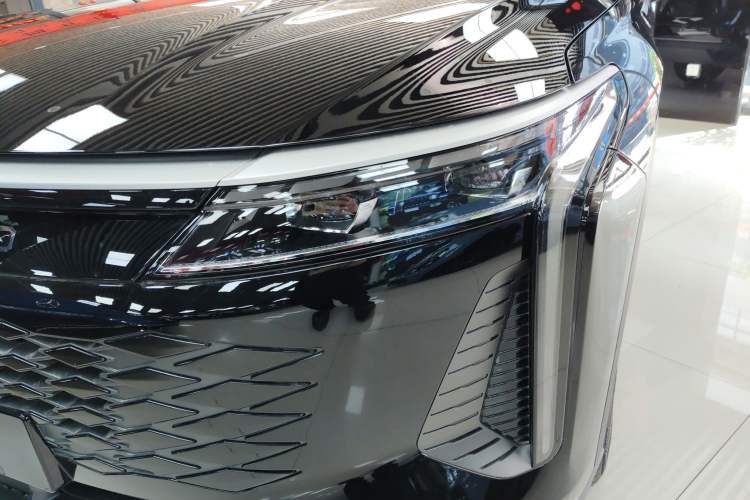 Used EXEED Stellar C-DM 2024 1.5T Long-Range Plus
