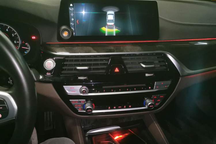 Used BMW 5 Series 2018 525Li M Sport Package
