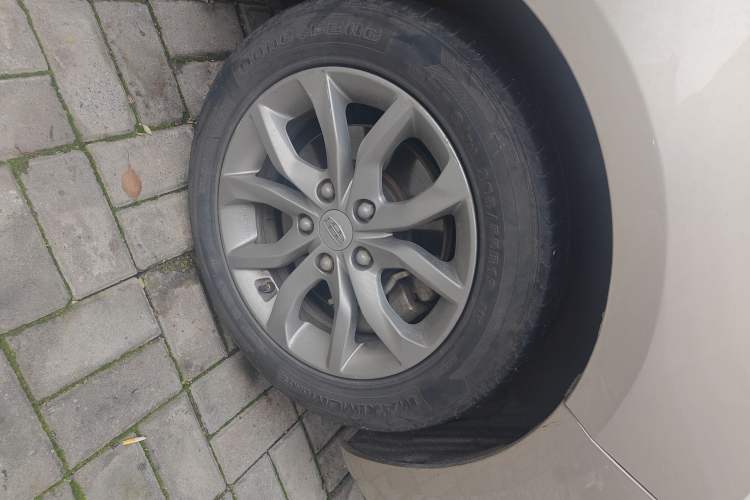 Used Geely Auto Emgrand GL 2017 1.3T Manual Elite Model