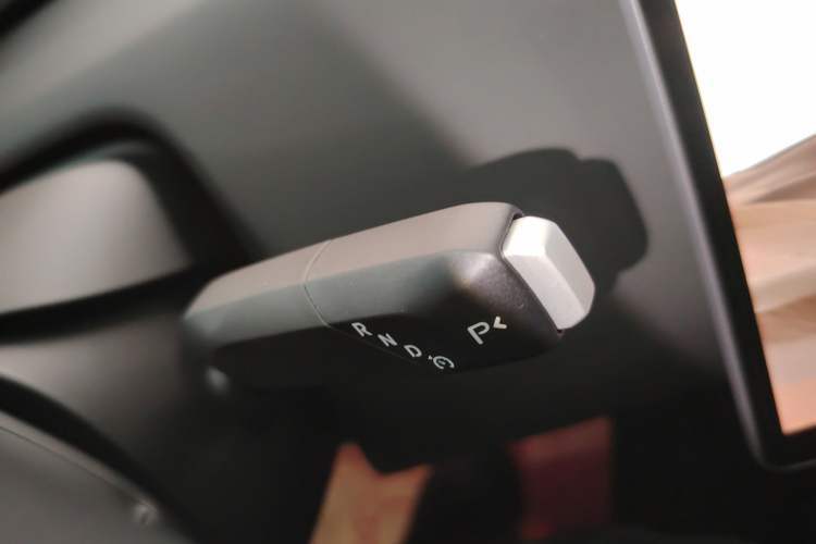 Used Avatr 12 2026 Ultra Pure-Electric All-Wheel-Drive Version Gear Lever