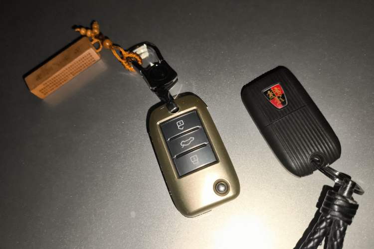 Used Roewe RX5 New Energy 2017 ERX5 EV400 Electric Internet Supreme Edition