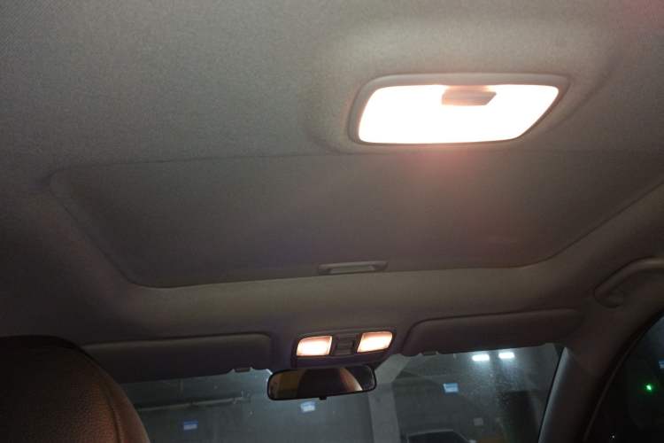 Used Hyundai ix35 2013 2.0L Automatic Two-Wheel Drive Smart GLS China IV Standard