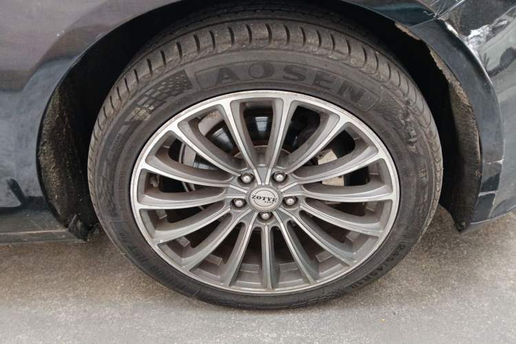 Used Zotye Z700 2018 Z700H 1.8T Manual Luxury Edition