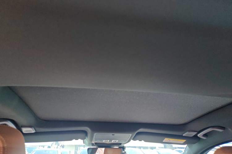 Used Jaguar XEL 2024 2.0T 250 PS R-DYNAMIC S Ebony Black Sport Edition Headliner