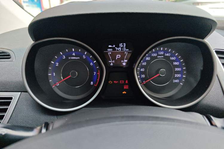 Used Hyundai Elantra (5th Generation / Langdong) 2016 1.6L Automatic Smart Version Instrument Cluster