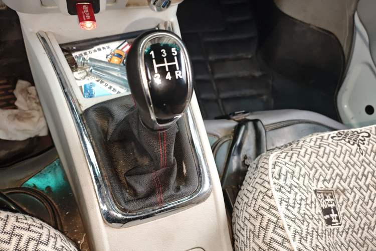 Used Jinbei New Hiace X30L 
