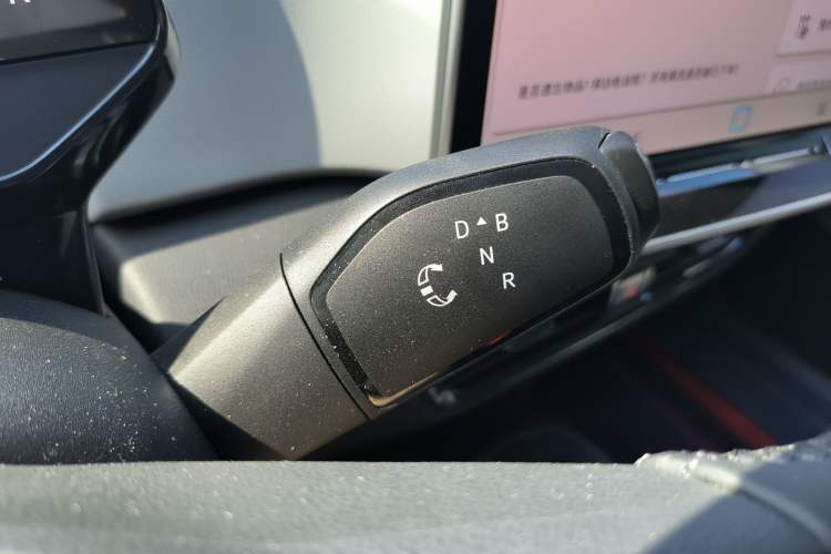 Used Volkswagen ID.3 2025 Smart Edition Outstanding Model Gear Lever