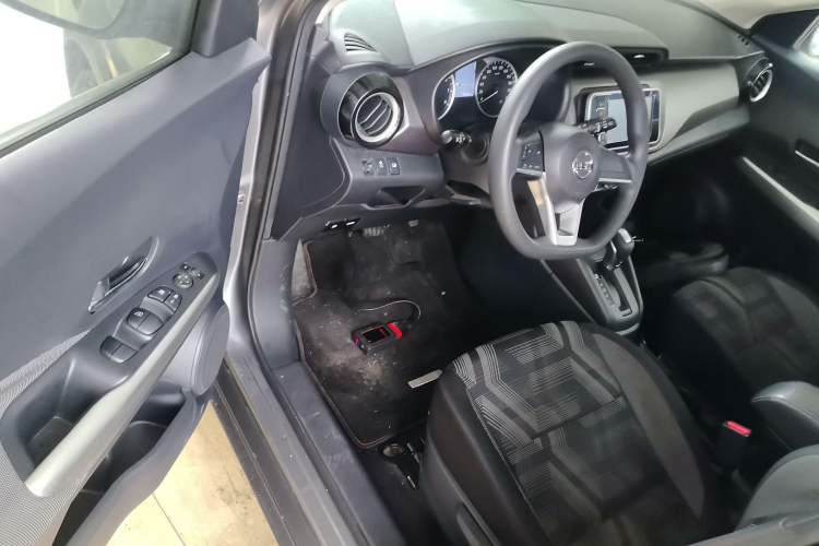 Used Nissan Kicks 2021 1.5L XL CVT Cool Enjoyment Edition