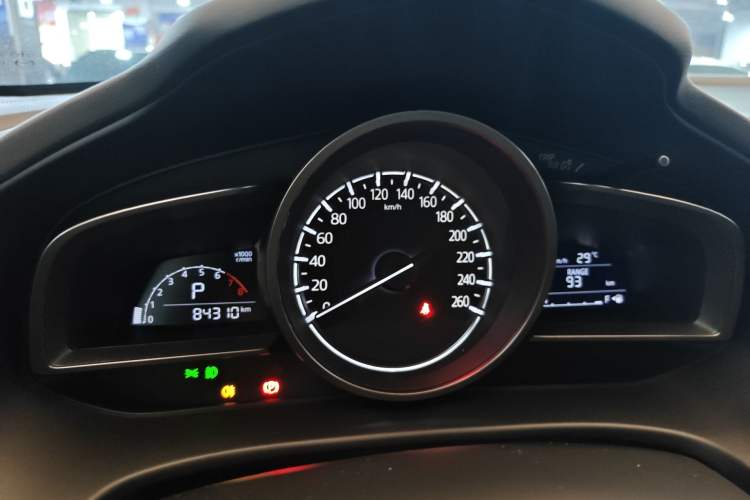 Used Mazda CX-4 2018 2.0L Automatic Two-Wheel Drive Blue Sky Luxury Edition Instrument Cluster