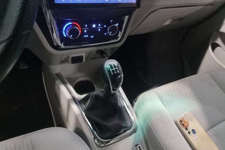 Used Jinbei New Hiace X30L 2018 1.5L Wealth Edition DLCG14
