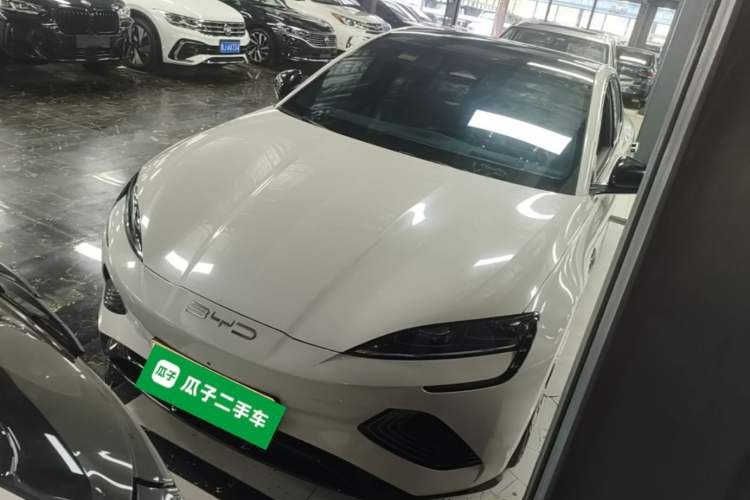 Used BYD Seal 2022 700 km Long-Range Rear-Wheel-Drive Version