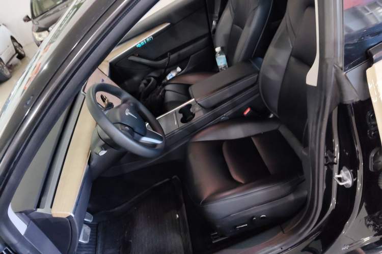 Used Tesla Model 3 2022 Rear-Wheel-Drive Version
