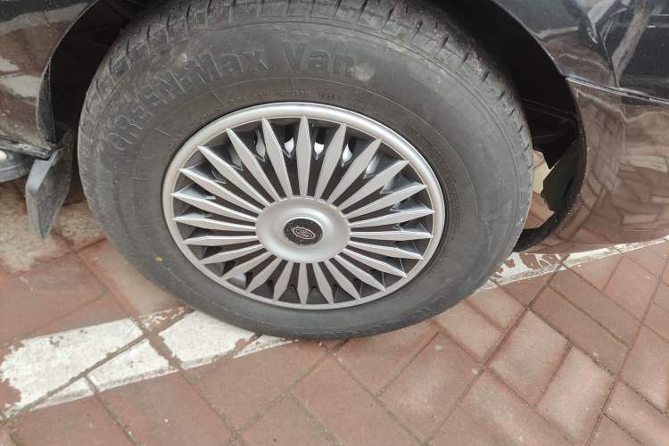 Used Ford Transit 2021 2.0T Diesel Manual Advanced Commercial Traveler Mid-Chassis Mid-Roof 9-Seater China VI