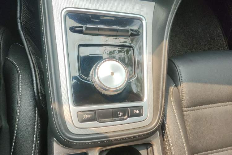 Used MG 6 New Energy 2018 45T E-DRIVE Intelligent Drive Hybrid PILOT Super Internet Edition Gear Lever