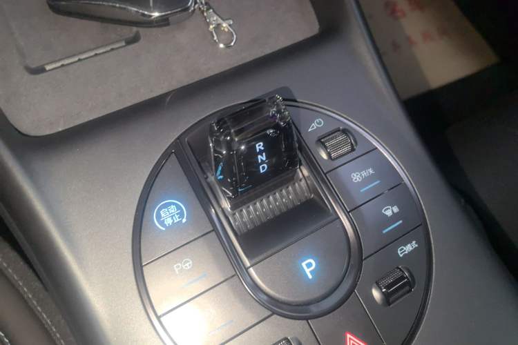 Used BYD Seal 2025 650 Intelligent Driving Version Gear Lever