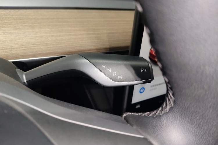 Used Tesla Model Y 2022 Rear-Wheel-Drive Version
