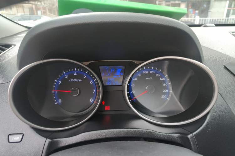 Used Hyundai ix35 2012 2.0L Automatic Two-Wheel Drive Elite Edition GLS
